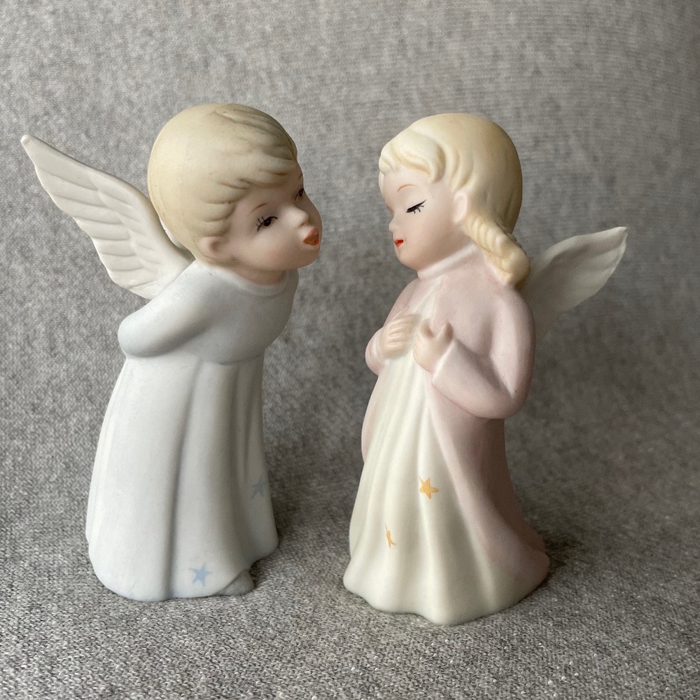 Vintage Lefton Kissing Angels